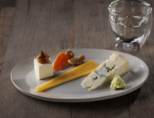 チーズのプロ Fromager vol.70 日本酒を楽しむチーズプラトー