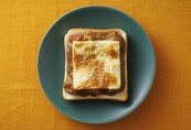こんがりチーズトースト 〈カレー〉
