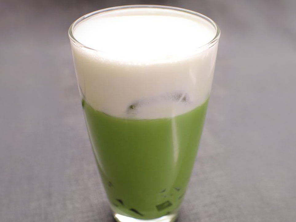 抹茶ミルクティー わらびもち