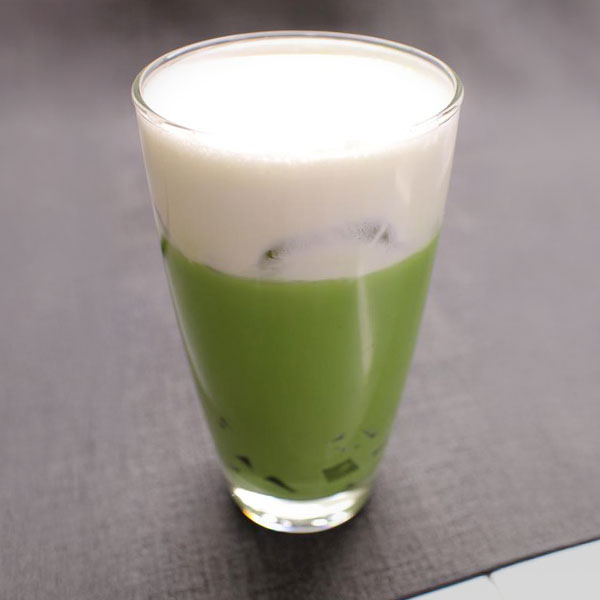 抹茶ミルクティーわらびもち