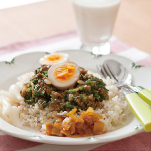 ひき肉とほうれん草のドライカレー