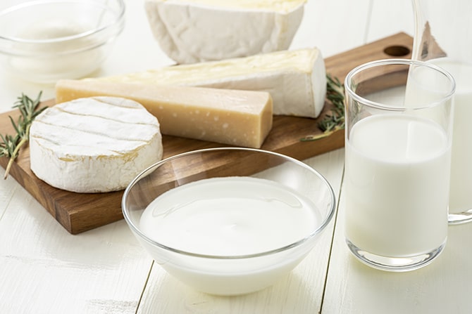 乳製品の摂取が少ないのもカルシウム不足の一因